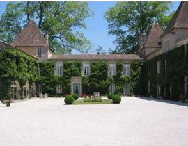 卡尔邦女庄园(Chateau Carbonnieux)